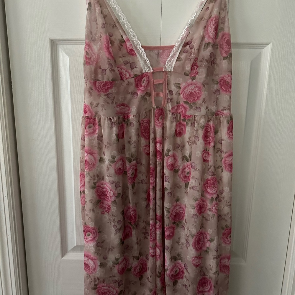 Floral Lace Trim Nightgown